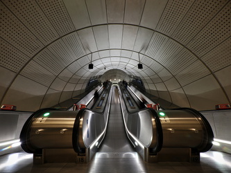 London Underground - Bond Street