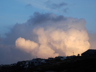 Sennen Cove - Wolken über den Häusern
