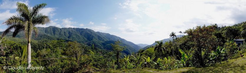 Panoramablick über die Sierra Maestra