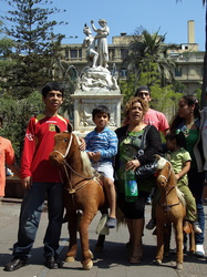 Familienausflug zum Plaza de Armas