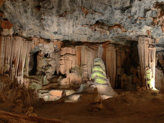 Tropfsteine in den Congo Caves