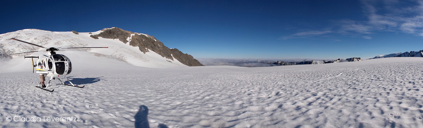 Hubschrauberlandung auf dem Gletscher