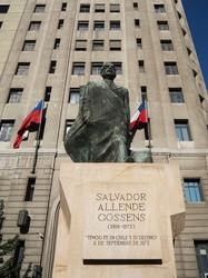 Statue von Salvador Allende Gossens
