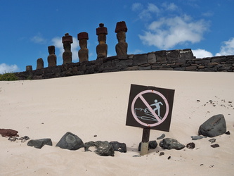 Moai am Anakena-Beach