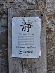 Silence - Eingang zum Kloster