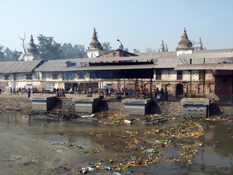 Verbrennungsplätze am Bagmati-Fluss