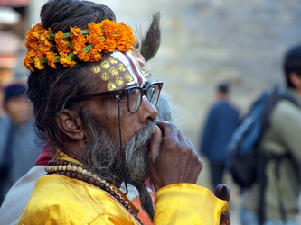 Sadhu mit Hornbrille
