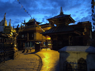 Dämmerung in Swayambhunath