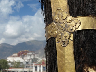 Blick vom Jokhang-Tempel zum Potala-Palast