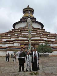 Familienausflug zur Kumbum-Stupa