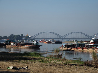 Brücke am Irrawaddy
