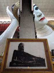 Liegender Buddha mit Original-Foto