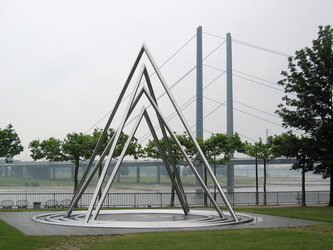 Düsseldorf - Energie-Pyramide
