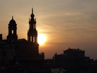 Dresden - Hofkirche im Abendlicht