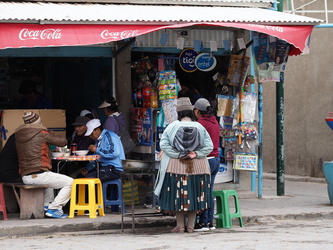 Uyuni - Kiosk und typischer Imbiss