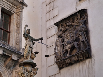 Görlitz - Skulpturen am Rathaus