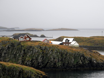 Stykkisholmur - Häuser an der Küste