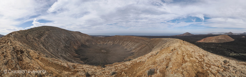 Auf dem Kraterrand der Caldera Blanca