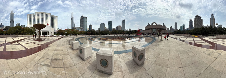 People´s Square - Springbrunnen-Panorama