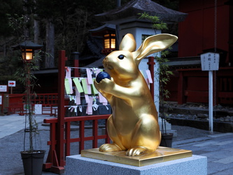 Goldener Hase - Glücksbringer