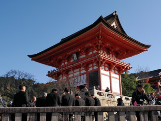 Niomon Gate