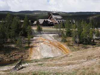 Old Faithful Inn