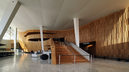 Opernhaus Oslo - Treppe in der Eingangshalle