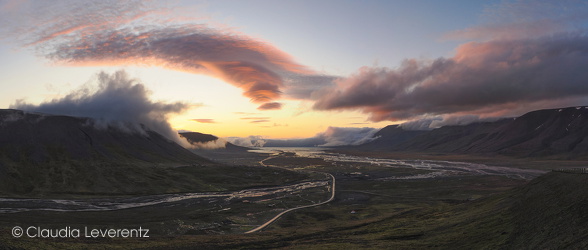 Panoramablick aus dem Tal