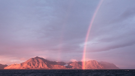Regenbogen im Abendlicht