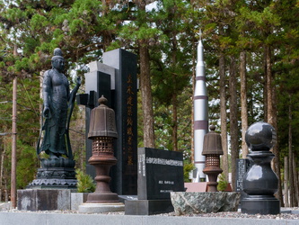 Gräber auf dem modernen Teil des Friedhofs