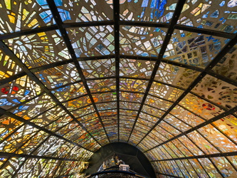 Symphonic Sculpture von Gabriel Loire